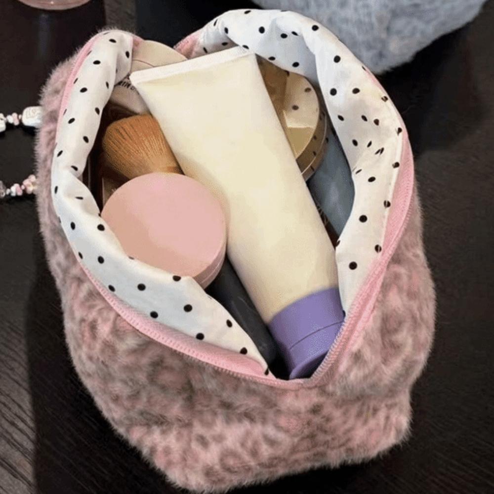 Plush Travel Toiletry Pouch Large Capacity Cosmetic Bag Durable Leopard Print Makeup Bag Women