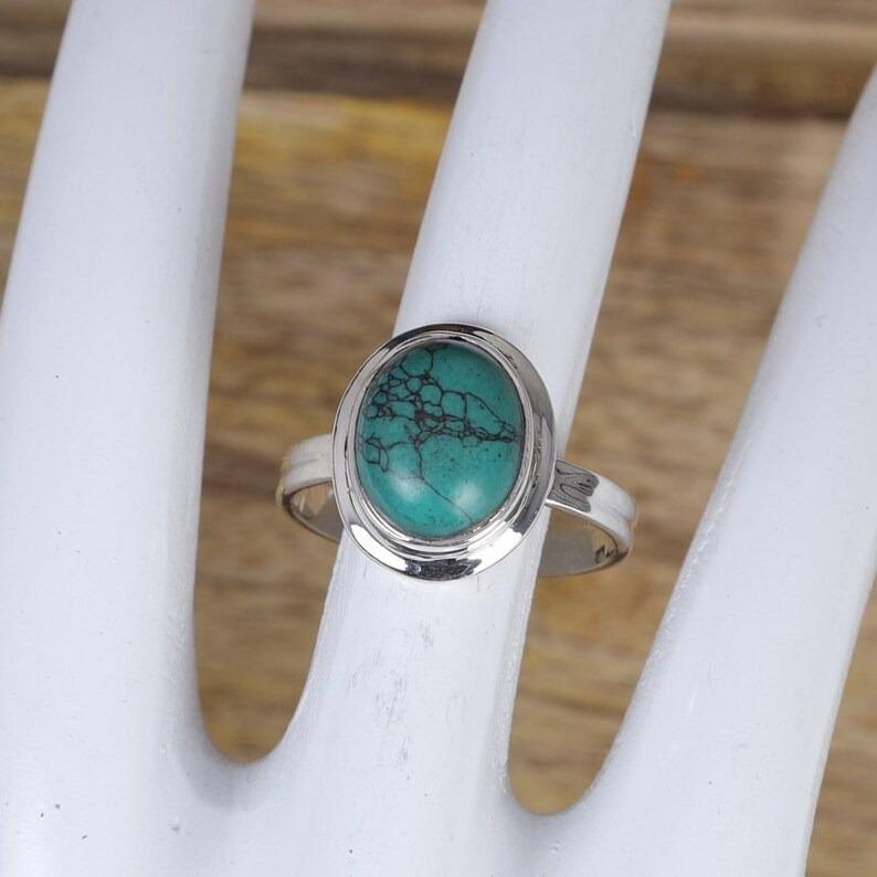 Кольцо с тибетской бирюзой, дизайнерское кольцо ручной работы, эффектное кольцо, украшения на день рождения, кольцо унисекс, кольцо с безелем, кольцо из серебра 925 пробы