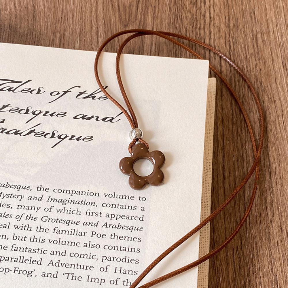 Resin Flower Pendant Long Chain Necklace Handmade Charm Adjustable Sweater Chain Rope Chain Pendant Necklace Fashion Accessory