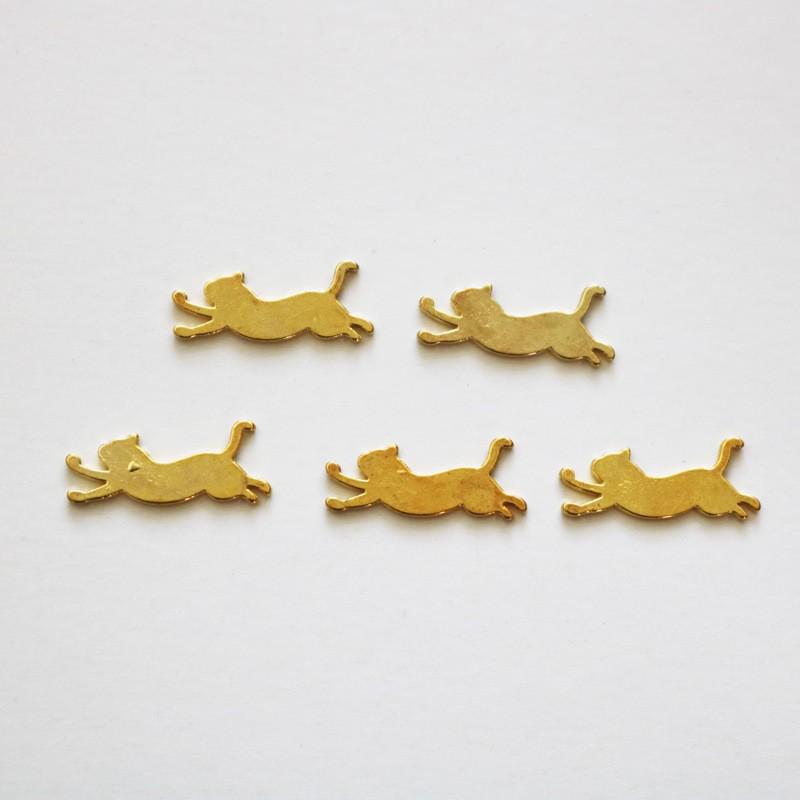 «Набор для самостоятельного изготовления кристаллической смолы»: Клей AB, формы и инструменты для ручного творчества.