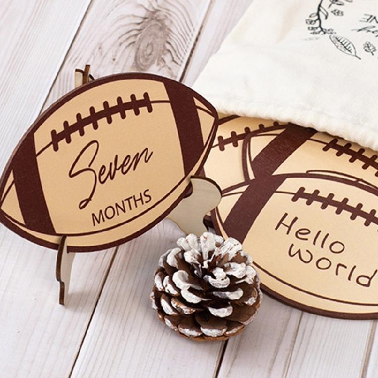 Football Theme Baby Monthly Milestones Marker Card Infant Commemorative Calendar Card Record Growth Photography Props