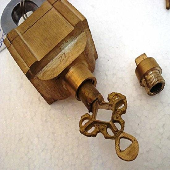 Латунный ключ благословения Master Padlock (Латунная отделка)