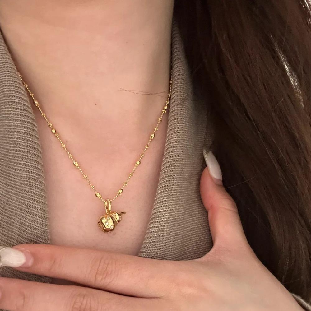 Luxury French Full Diamond Star Necklace Unique New Chinese Style Gourd Pendant for Women