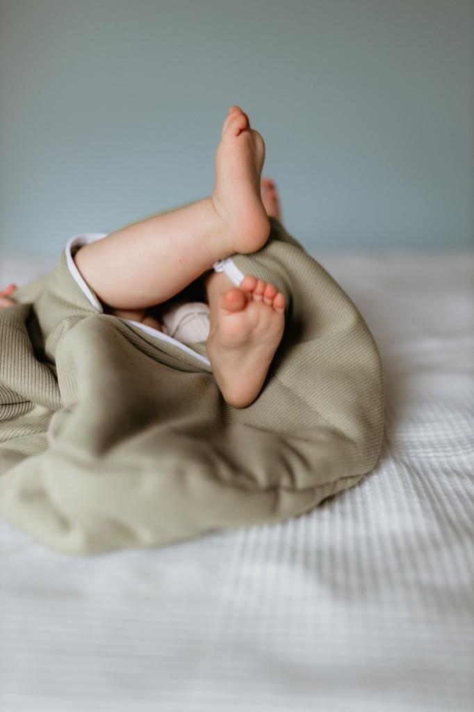 Утепляющий накидка/спальный мешок 2в1 серый