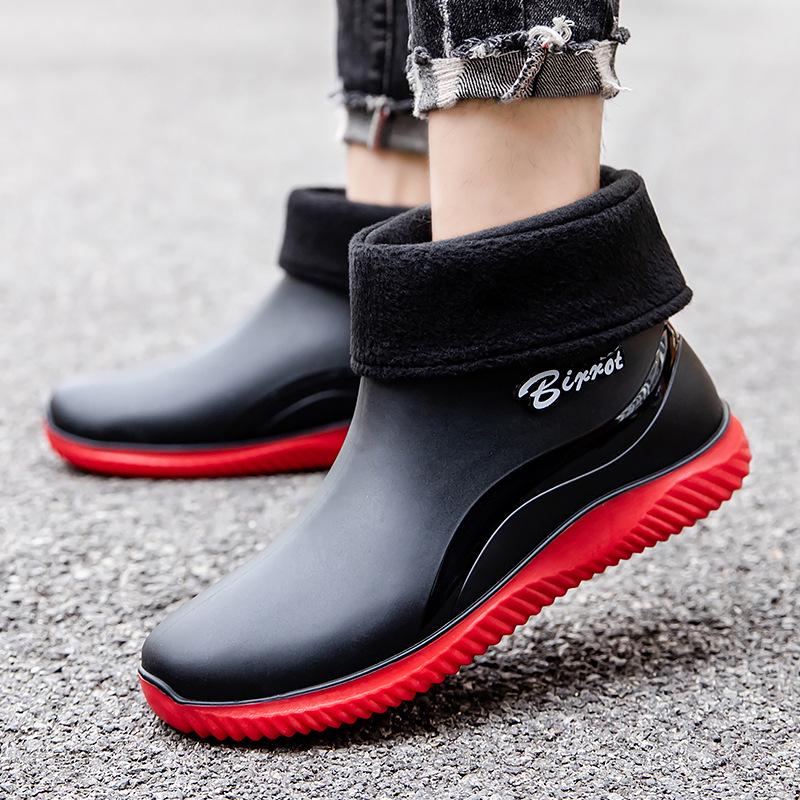 2025 Мужские водонепроницаемые низкие модные резиновые сапоги: Нескользящий и легкий для использования на улице и на кухне