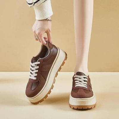 Модные женские кроссовки на платформе с мелкой подошвой Зимний новый тренд 2025 Модная женская обувь Уличный комфорт Повседневные Нескользящие ботинки для ходьбы