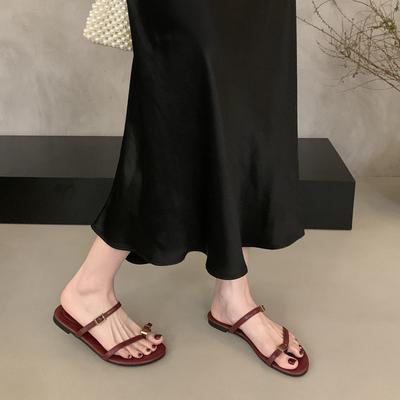 Балетки Женские тапочки Вьетнамки Летняя обувь для ходьбы Новые женские сандалии 2025 Дизайнерские шлепанцы Платье Сандалии женские