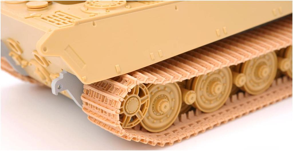 Студия Вторая мировая война немецкая армия King Tiger стартовое колесо гусеничный поздняя модель симметричного типа с стартовым колесом Пластиковые детали модели TR84004 T-Rex