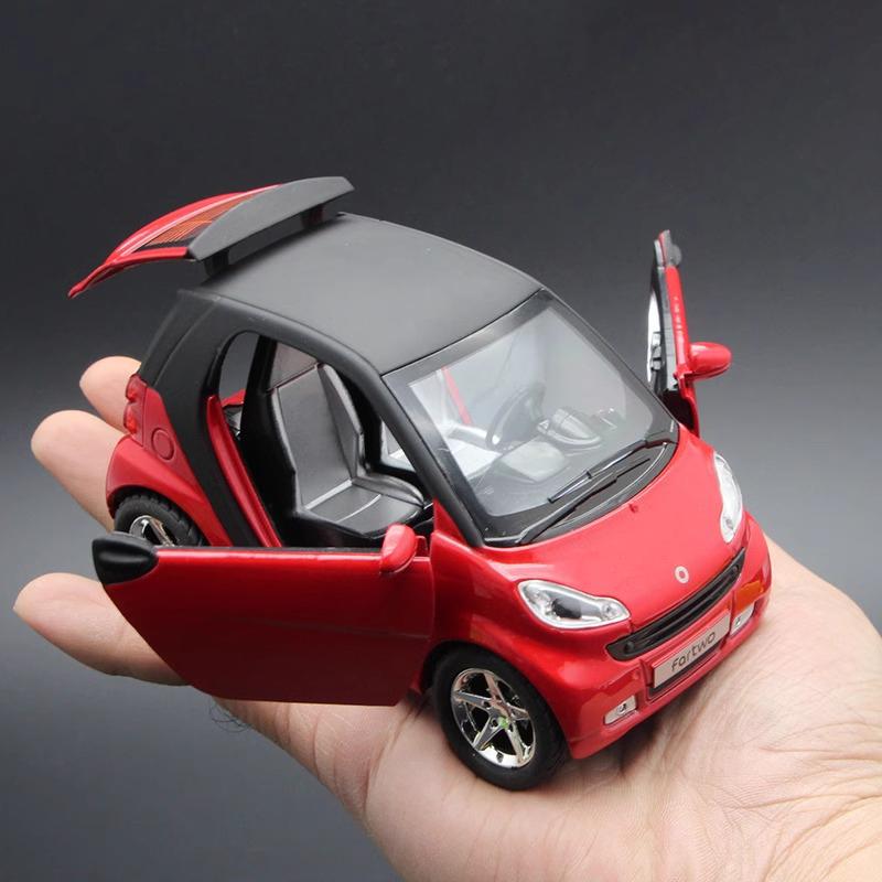 1:32 Mercedes Benz Smart Alloy Metal Diecast Car Model Mini GT Sound & Light Premium Desktop Ornaments Gifts For Boyfriend Boy