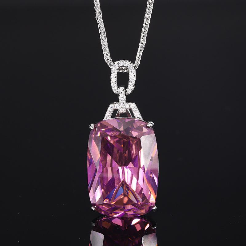 Jewelry Copper Bottom Gold-Plated Fashion Imitation Colored Treasure Square Diamond Pendant Necklace 20 * 28