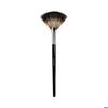 Lussoni Makeup Pro 600 Fan Brush - Powder Brush