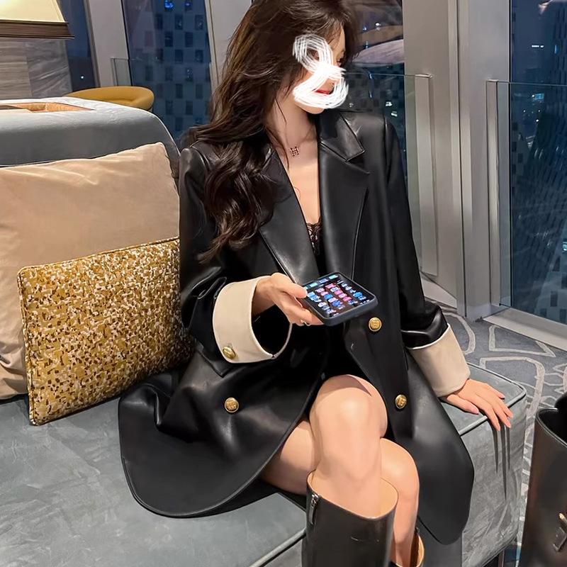 2024 Высококачественный женский пиджак большого размера из искусственной кожи с металлическими пуговицами