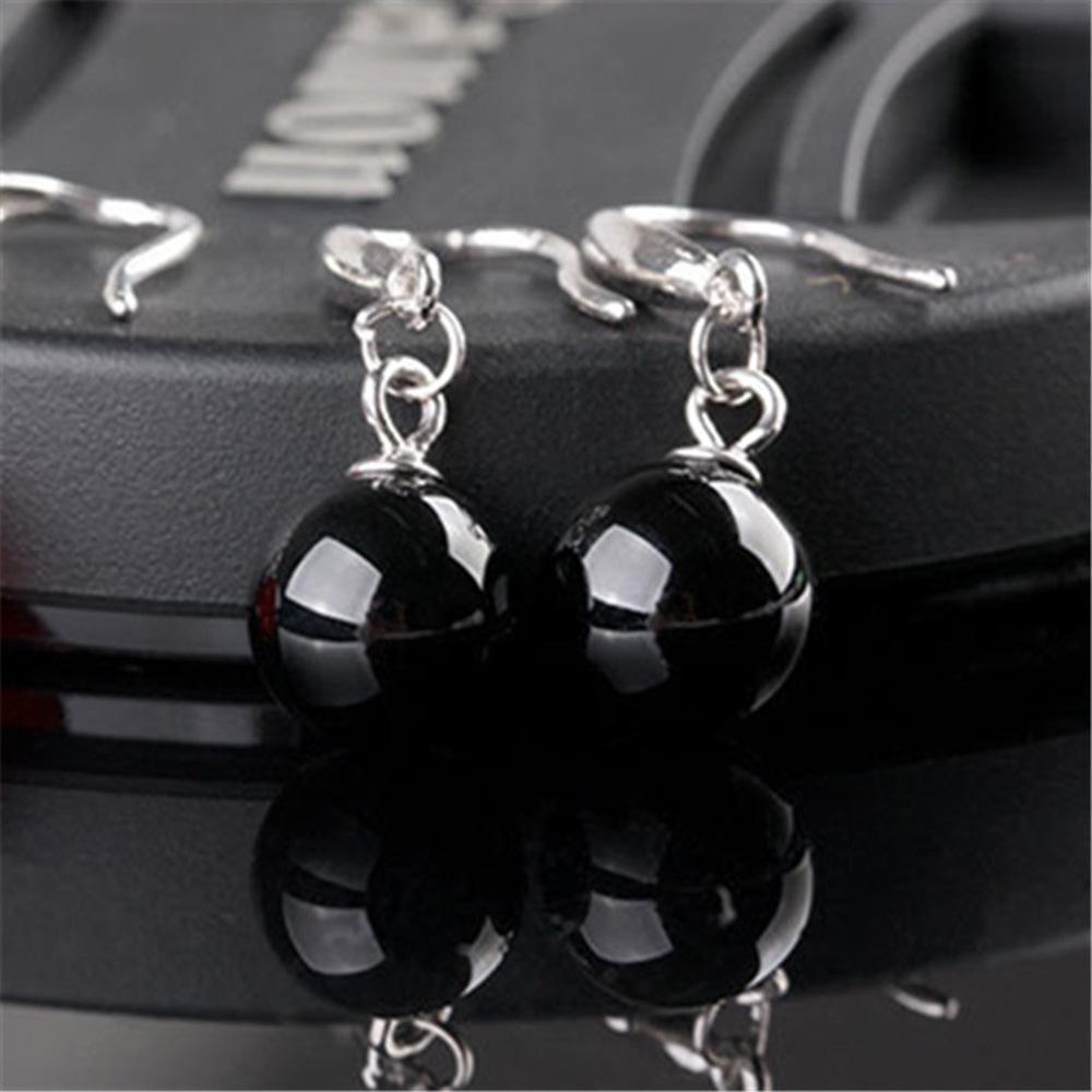High Texture Black and Red Earrings Female Natural Manao Earrings Jewelry Simple Personalized All-Match Lady Earrings