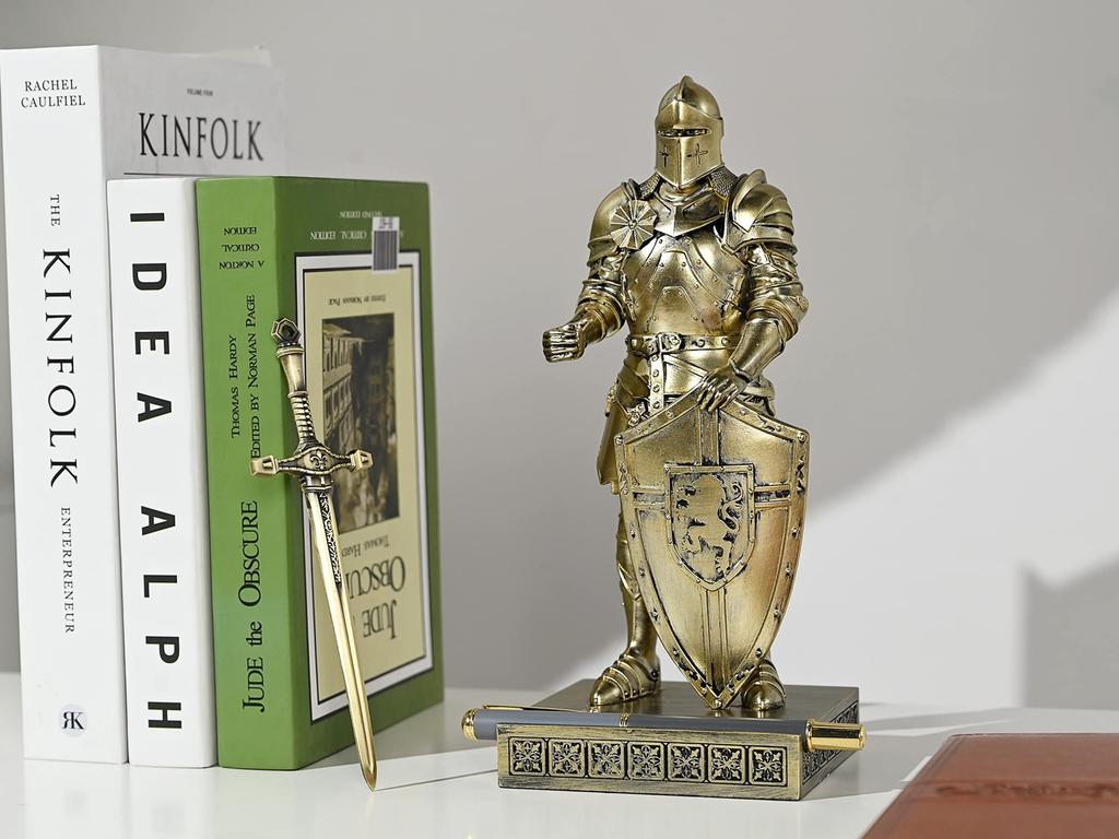 HDMbigmi King's Guard Ornament Knight Statue Desk Accessory, Pen Holder, Pen Stand, Paperweight for Office or Home (Bronze)