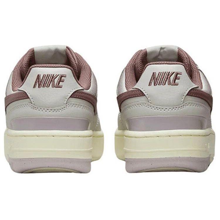 Nike Gamma Force Light Bone Smokey Mauve Женские кроссовки Серые платиново-фиолетовые кокосово-молочные DX9176-001