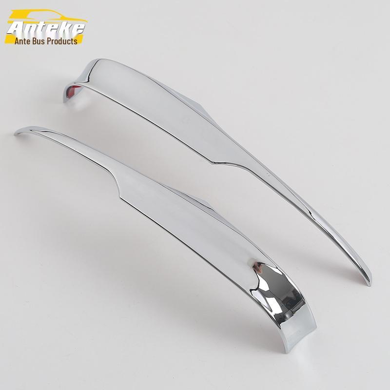 Накладка-отражатель зеркала заднего вида Mazda 3 для модели 2017 года