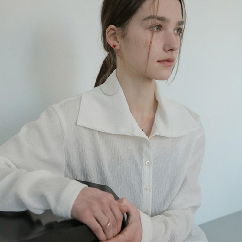 modernlike 14k gold red quartz crystal heart earrings