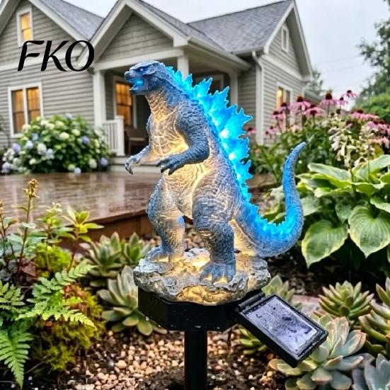 Courtyard Dragon Sculpture Solar Garden Light, Outdoor Sasquatch Statue Lamp, Fantasy Medieval Gothic Creature Sculpture, Pathway Light for Yard Lawn