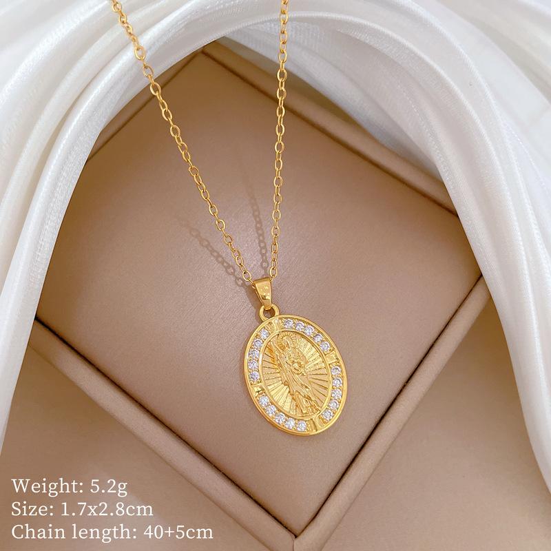 Copper Micro-Inlaid Love Light Luxury Temperament Gorgeous Full Diamond Necklace Female Versatile Collarbone Chain Titanium Steel