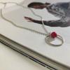 Серебряное колье с кораллом, вес изделия 2,85 гр (2145622)