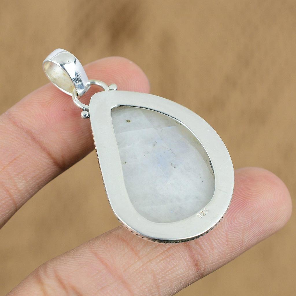 Natural Rainbow Moonstone Gemstone Pendant White 925 Sterling Silver Jewelry