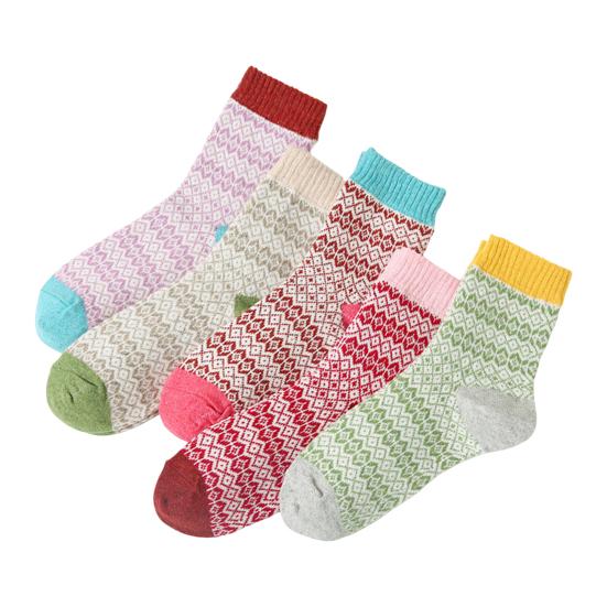 5 Pairs Winter Warm Crew Socks for Women Thick Mid-Calf Knitted Socks Retro Ethnic Style Socks for Christmas Gifts