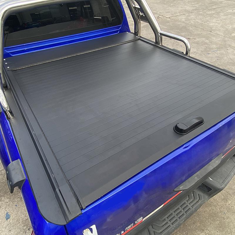 JMC Yuhu 9 Pickup Tailgate Roller Shutter - Black Manual Cargo Bed Cover