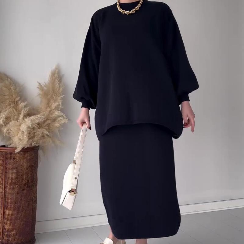 Осень 2024 Европейский и американский однотонный свободный вязаный топ и юбка А-силуэта