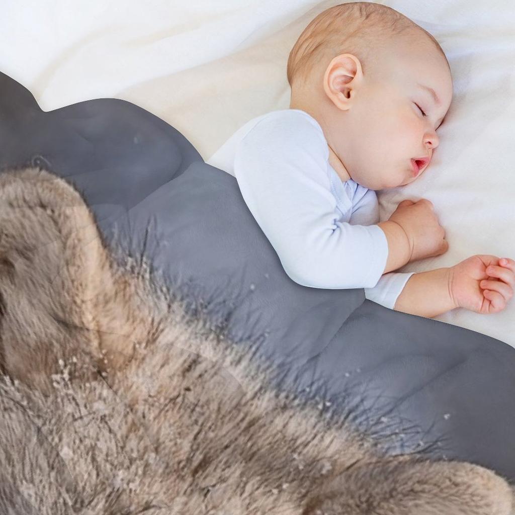 Arctic Wolf Throw Blanket Decorative Sofa Flannel Fabric Loose Warm Blankets