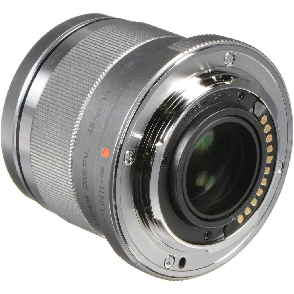 Объектив OLYMPUS Single Focus DIGITAL 45 мм серебристый M.ZUIKO F1.8