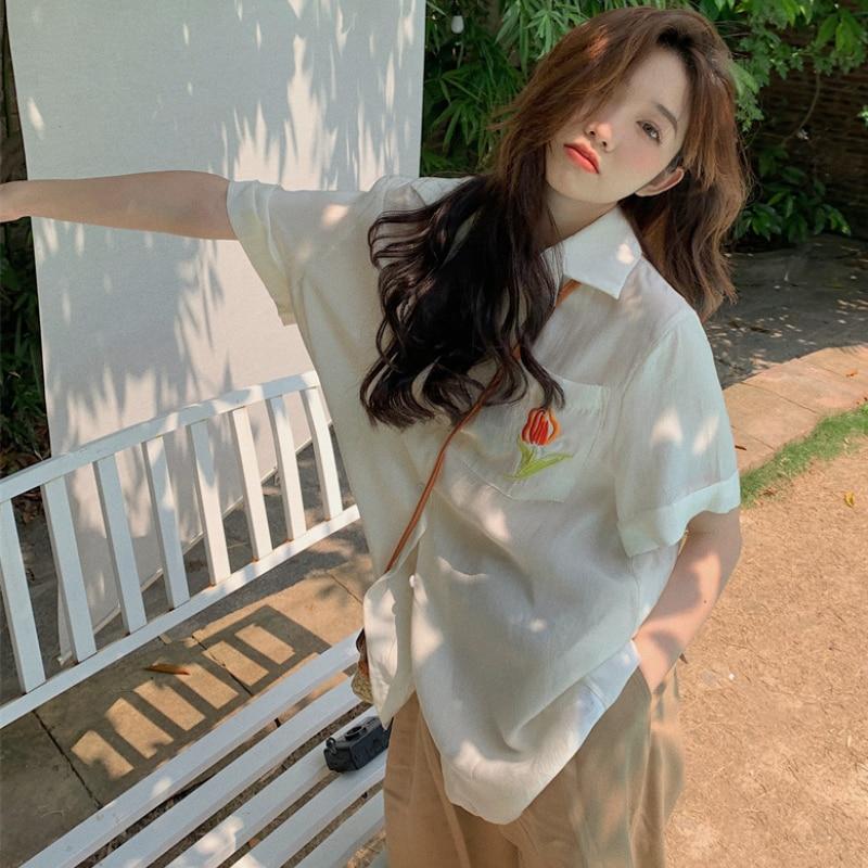 Блузка с вышивкой тюльпана женская летняя 2025 шифоновая рубашка с лацканами женская офисная женская однотонная с короткими рукавами женская верхняя одежда