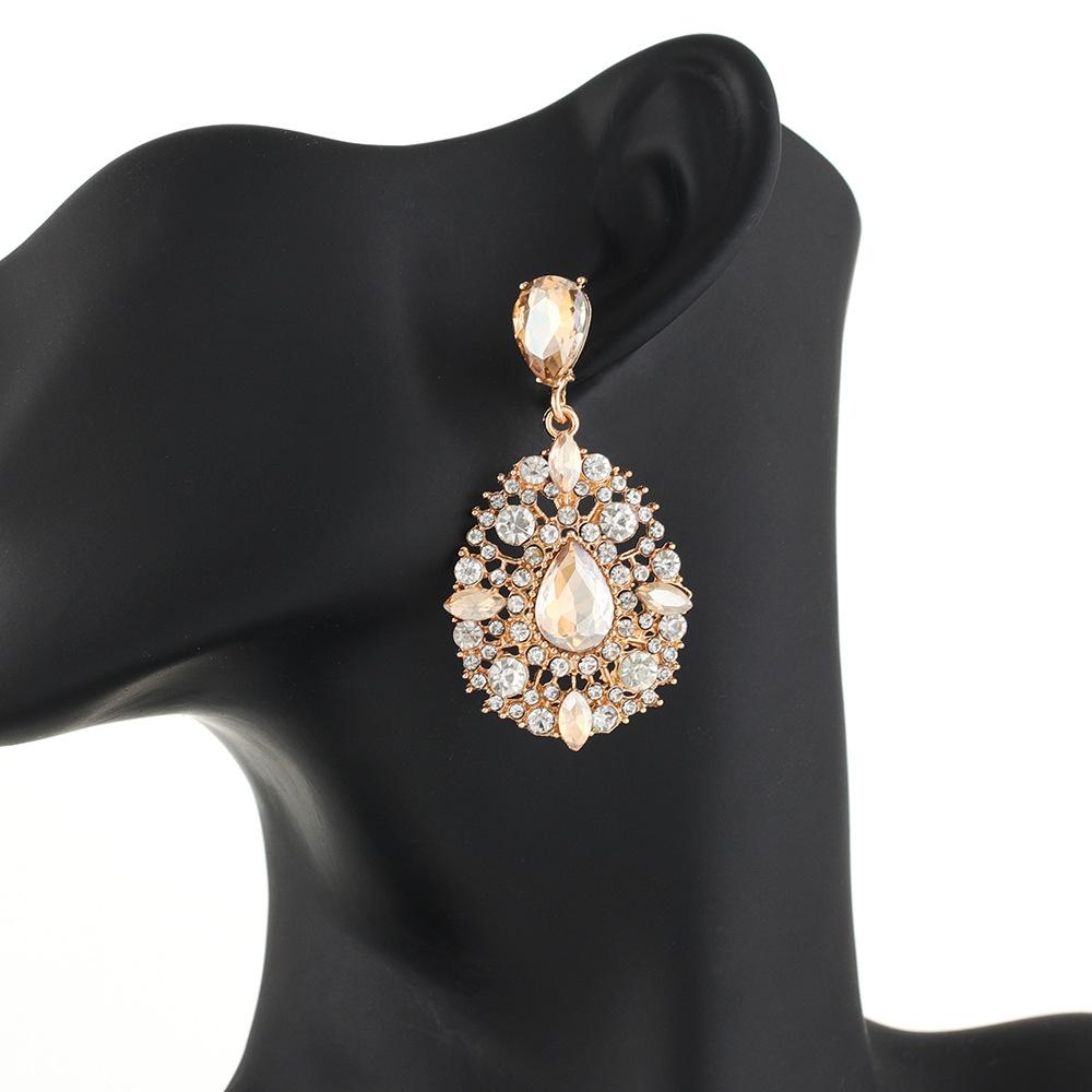 Water Droplet Shaped Pendant Earrings for Women, A New Fashionable and Exaggerated Earring Gift