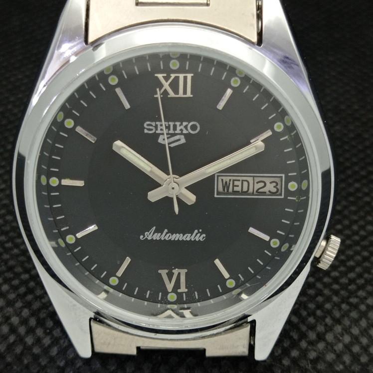 REFURBISHED VINTAGE SEIKO 5 AUTO 7009A JAPAN MENS D/D BLACK WATCH 605-a314195-2 SKU605-a314195