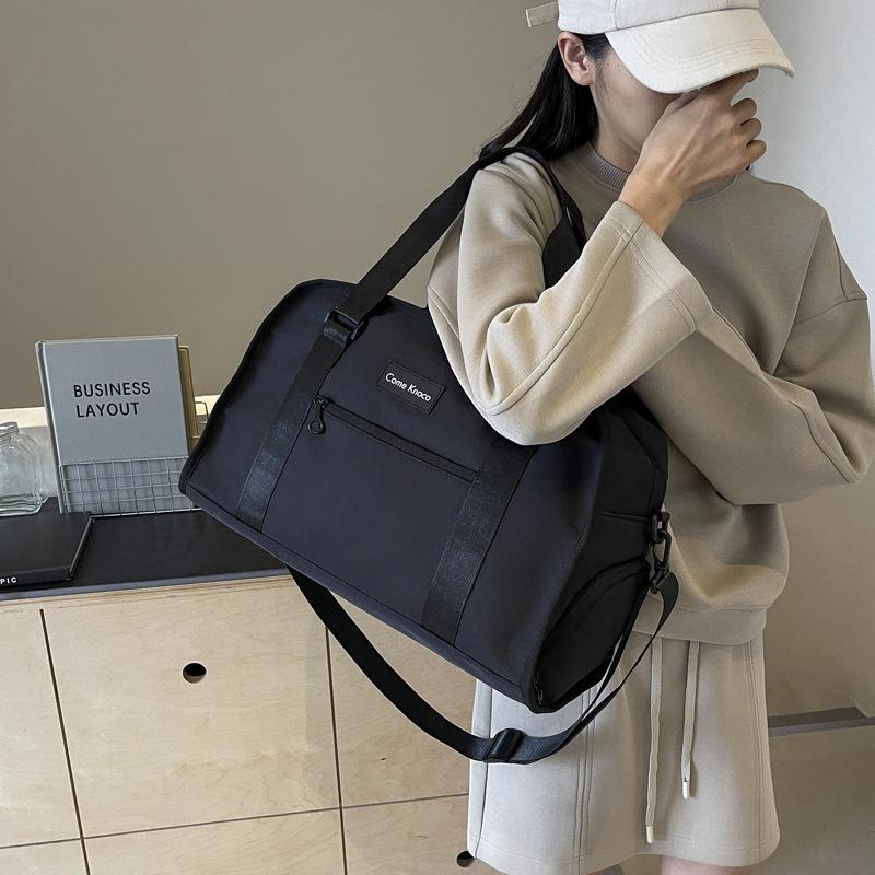 Вместительная женская сумка для деловых поездок на короткие расстояния, новинка 2024 года, легкая повседневная сумка-мессенджер, сумка для фитнеса