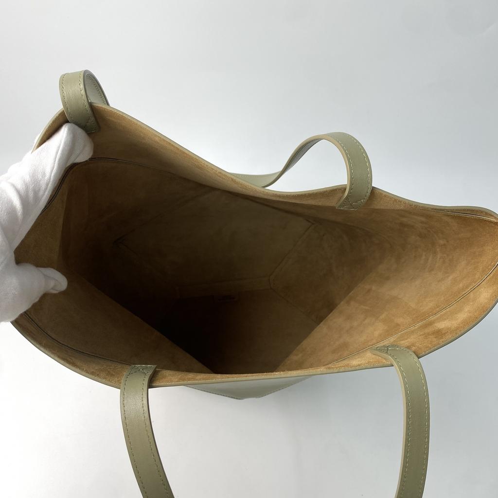 Подержанная сумка LOEWE цвета эвкалиптовой зелени, кожа, женская