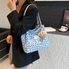 Sweet Wind Portable Tote Bag Women's Bag Autumn New Large Capacity Light Luxury Shoulder Bag Versatile Underarm Bag