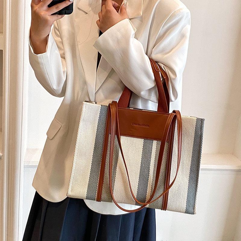 Canvas Bag Female Tote Bag Large Capacity Spring and Summer New Versatile Contrasting Color Shoulder Class Commuter Bag