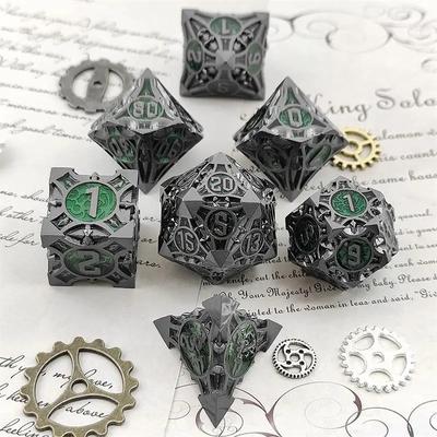 Набор металлических кубиков DND Подходит для Dungeon and Dragon для плавного перекатывания в ролевых и настольных играх 7 шт.