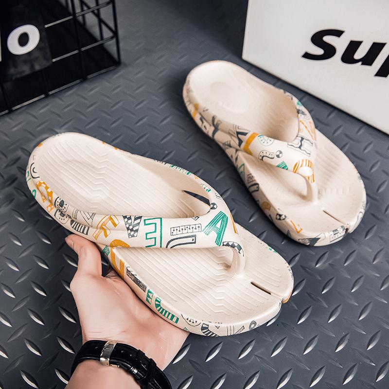 Модные летние новые стильные уличные дышащие тапочки с клипсами для ванной комнаты нескользящие тапочки для влюбленных шлепанцы