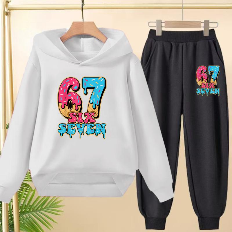 Autumn and Winter Sets for Boys and Girls Aged 3 to 12, 67 Sporty Cartoon Hoodies, Long Pants and Charming Hooded Pullovers
