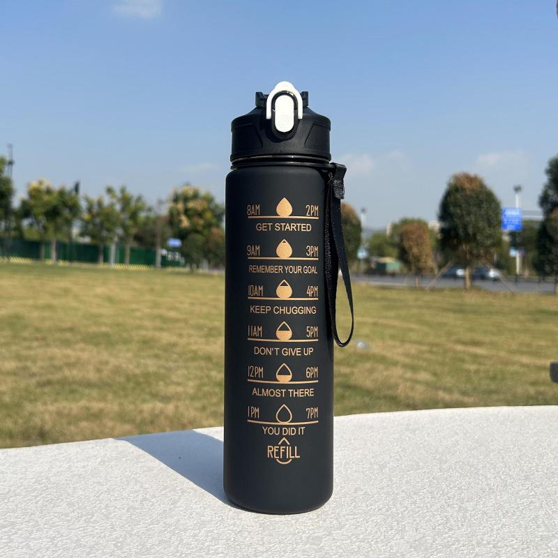 750ml Men's Durable Pop-up Lid Water Cup with Straw and Handle for Outdoor Sports
