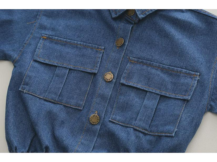 Модный джинсовый костюм-двойка с длинными рукавами для мальчиков на осень 2023 года