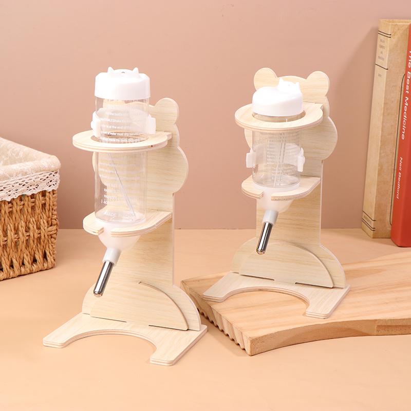 Набор из 2 шт. Подставка для шара для хомяка и бутылки для воды, вертикальный держатель для бутылки для воды из массива дерева, ветка с цветами, диспенсер для воды для мыши