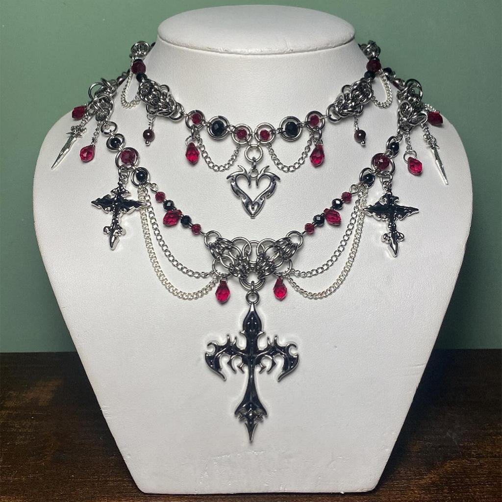 Gothic Style Cross Necklace, Retro Dark Punk Style Ladies Necklace, for Halloween Easter Birthday Gift