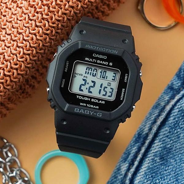 Casio Baby G Baby G Радиоволновой Солнечный Модель с Использованием Квадратного Дизайна bGd 5650 1jf