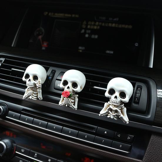 3Pcs Skull Car Air Fresheners Gothic Smiling Skull Car Vent Clip Auto Aromatherapy Diffuser Halloween Car Interior Decoration
