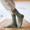 Женские осенне-зимние новинки Все виды полосатых носков-труб колледжа
