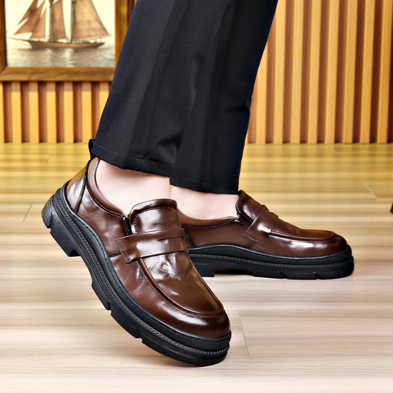 Модные туфли на платформе для мужчин. Модные повседневные туфли на весну и осень. Новые дизайнерские британские туфли с принтами на царапинах. Деловые кожаные туфли для мужчин.