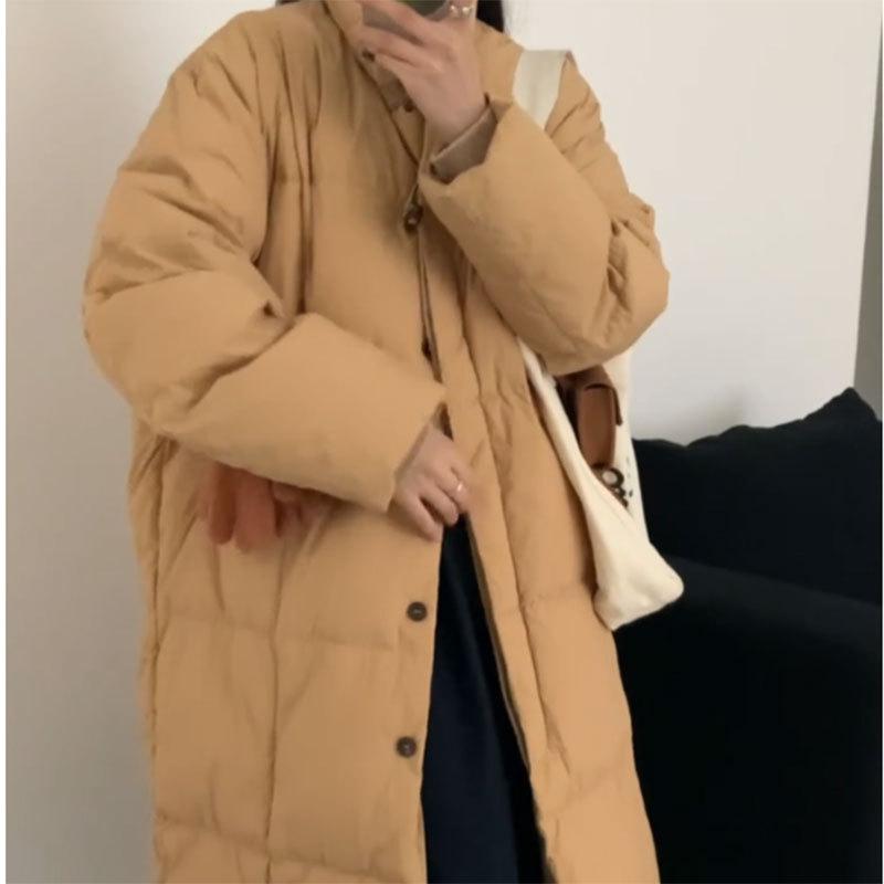 Дизайнерская куртка-пуховик женская длинная 2024 новая корейская версия воротник-стойка высококачественная роговая пряжка пуховик