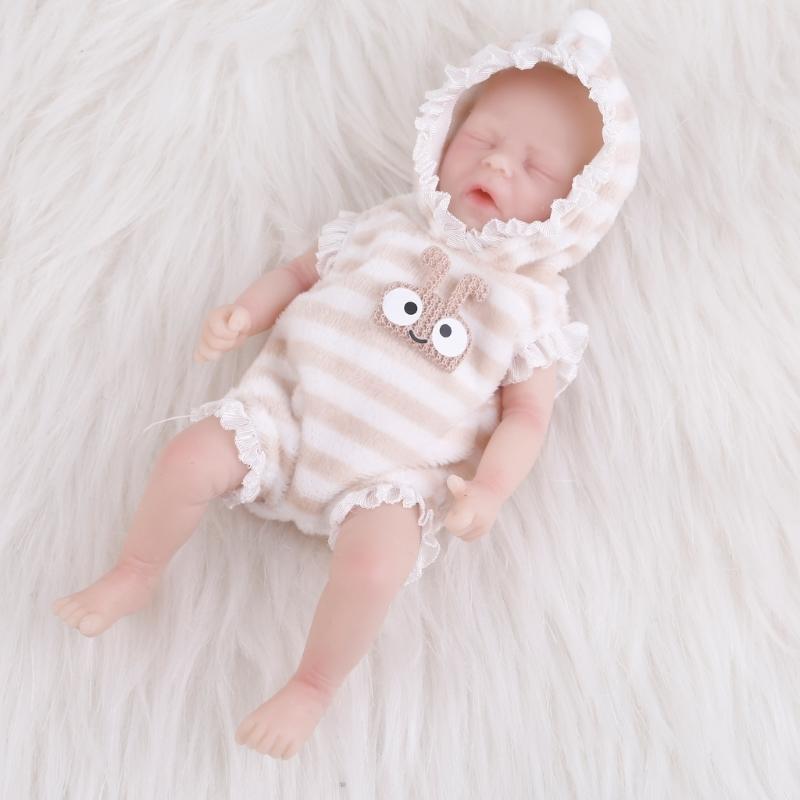 Спящая кукла Спящий мальчик с закрытыми глазами, ручная работа, белая кожа, новорожденный мальчик в комбинезоне, силиконовая кукла для ребенка